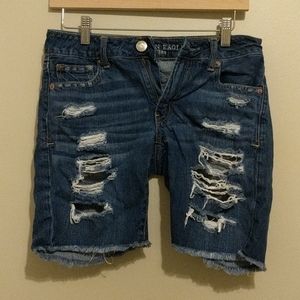 American Eagle distressed shorts